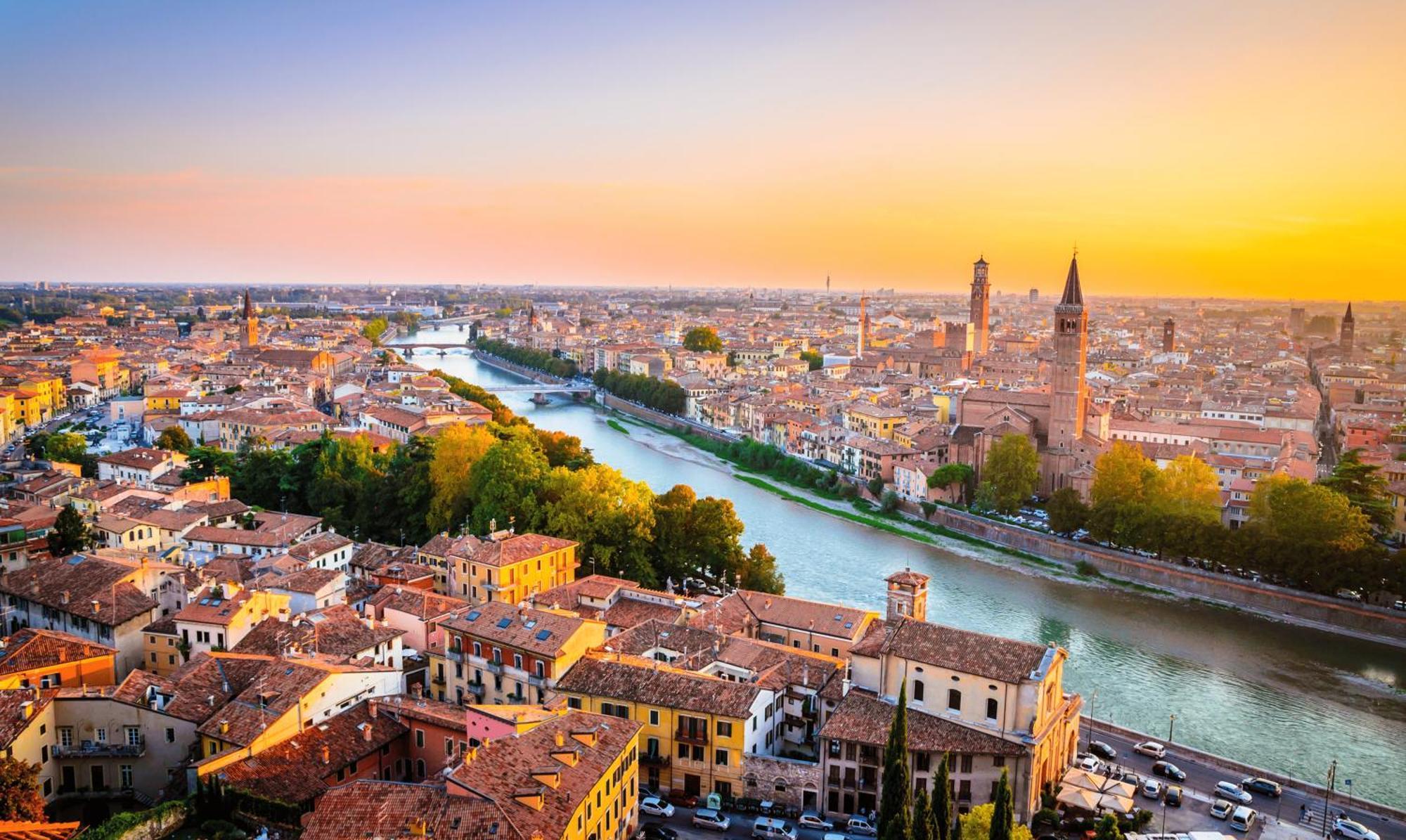 Opera Luxury Apartment Verona Exterior photo
